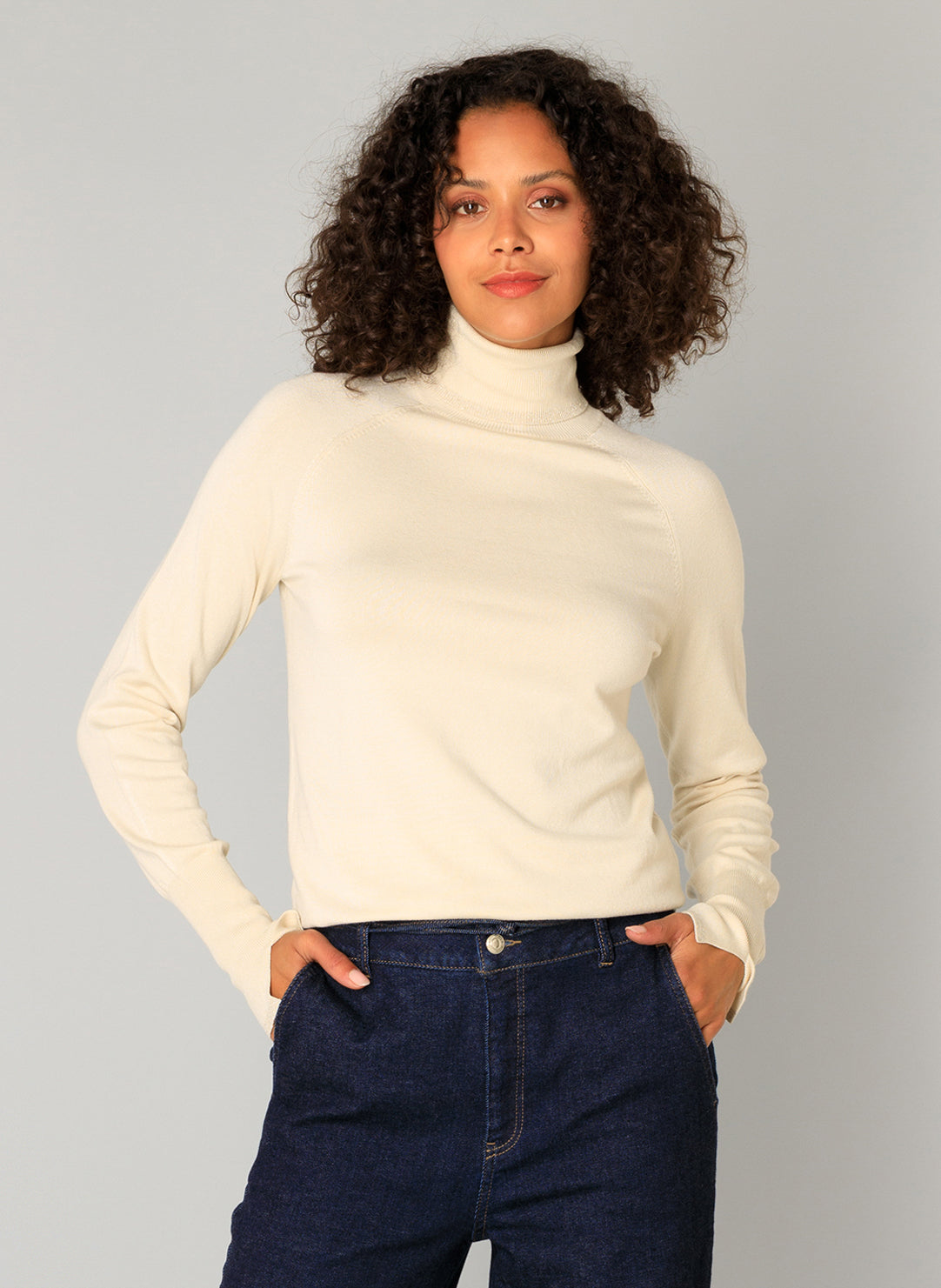 Ojasvini Essential | Sandy White