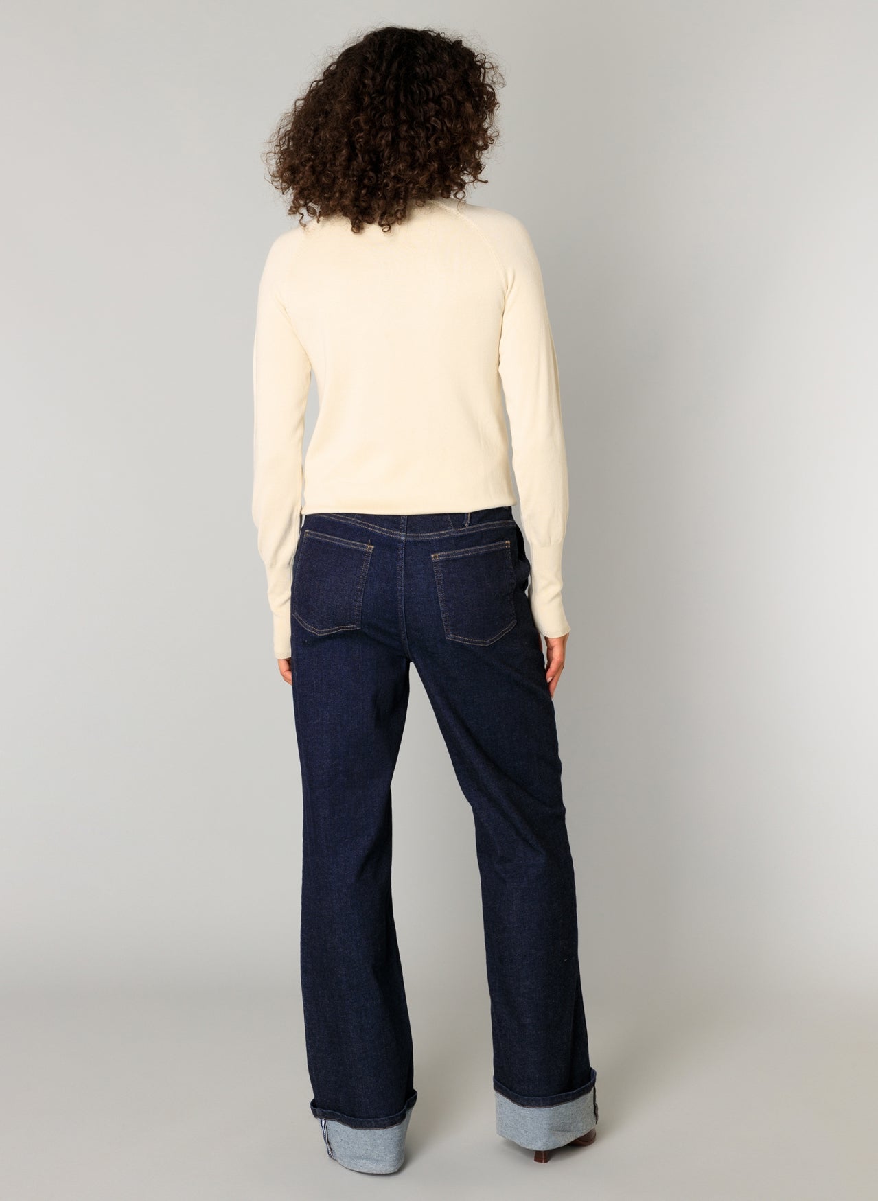 Ojasvini Essential | Sandy White