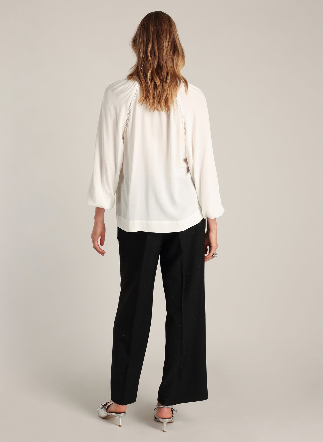 Dominika | Winter White