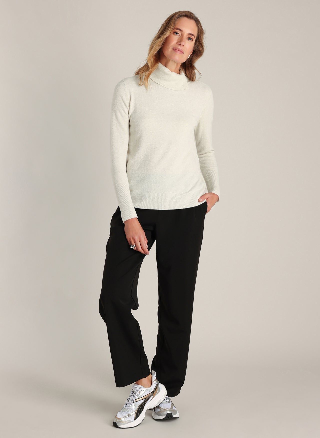 Perpetua Essential | Winter White