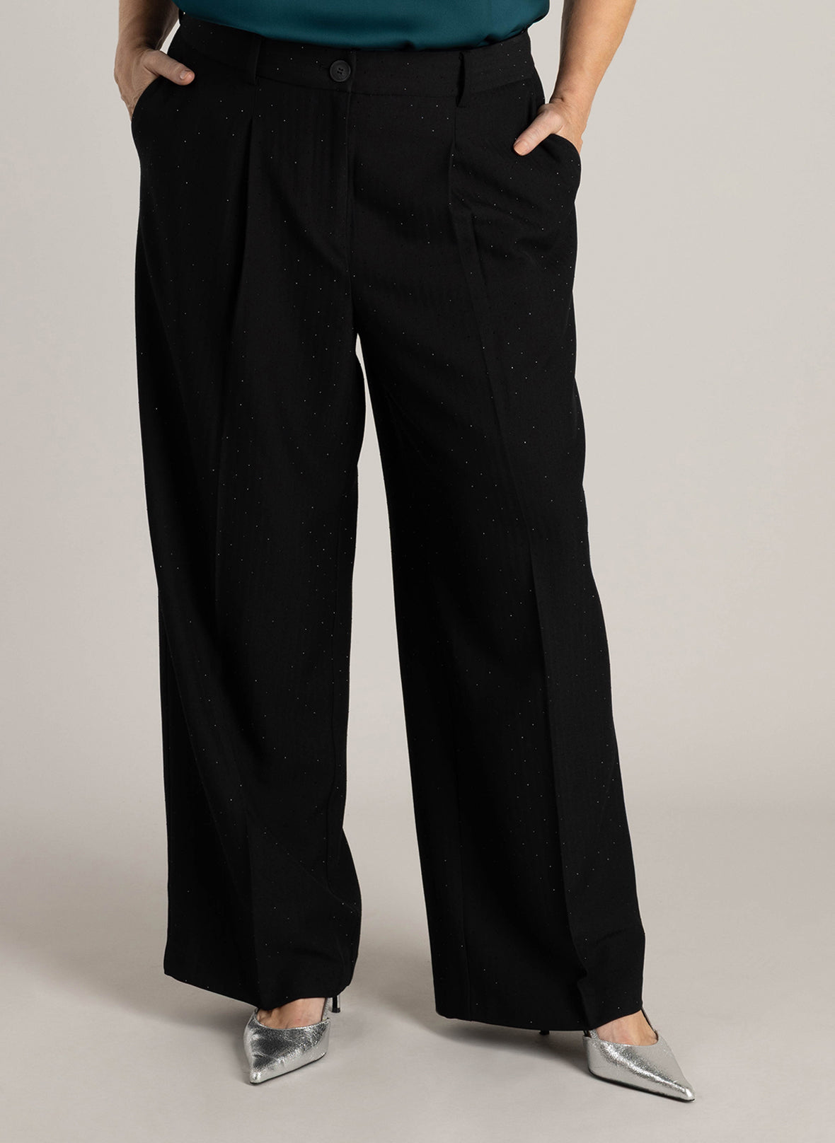 Hedwig Essential | Black