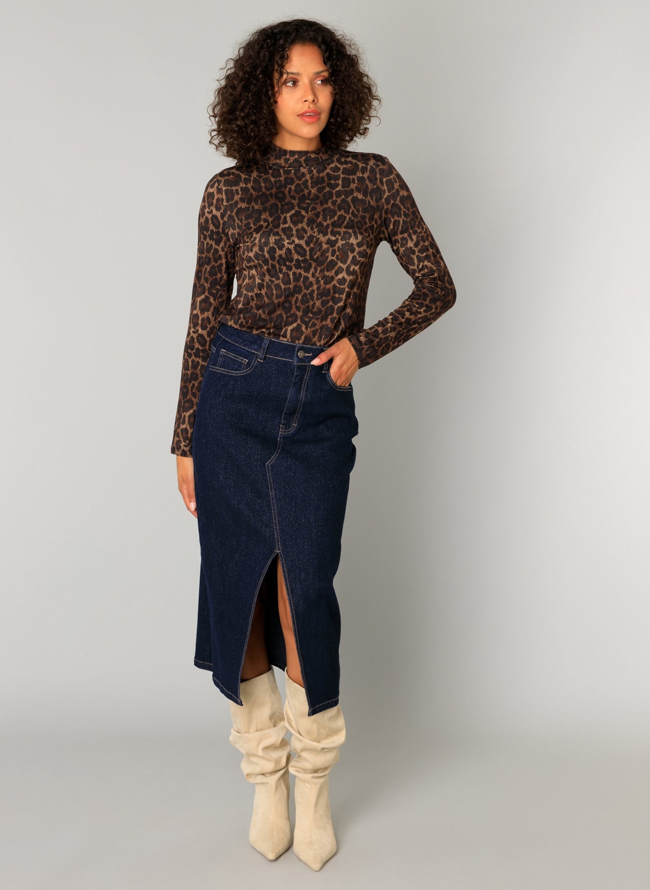 Omani Essential | Multi Leopard