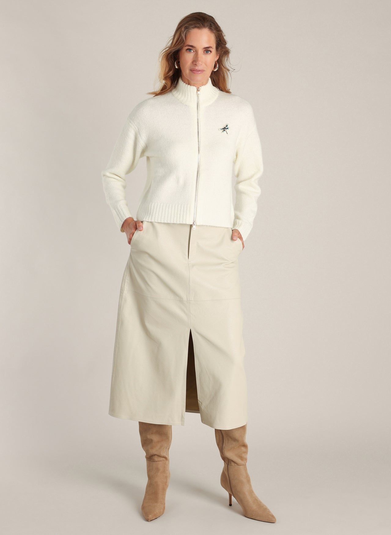 Donika | Winter White