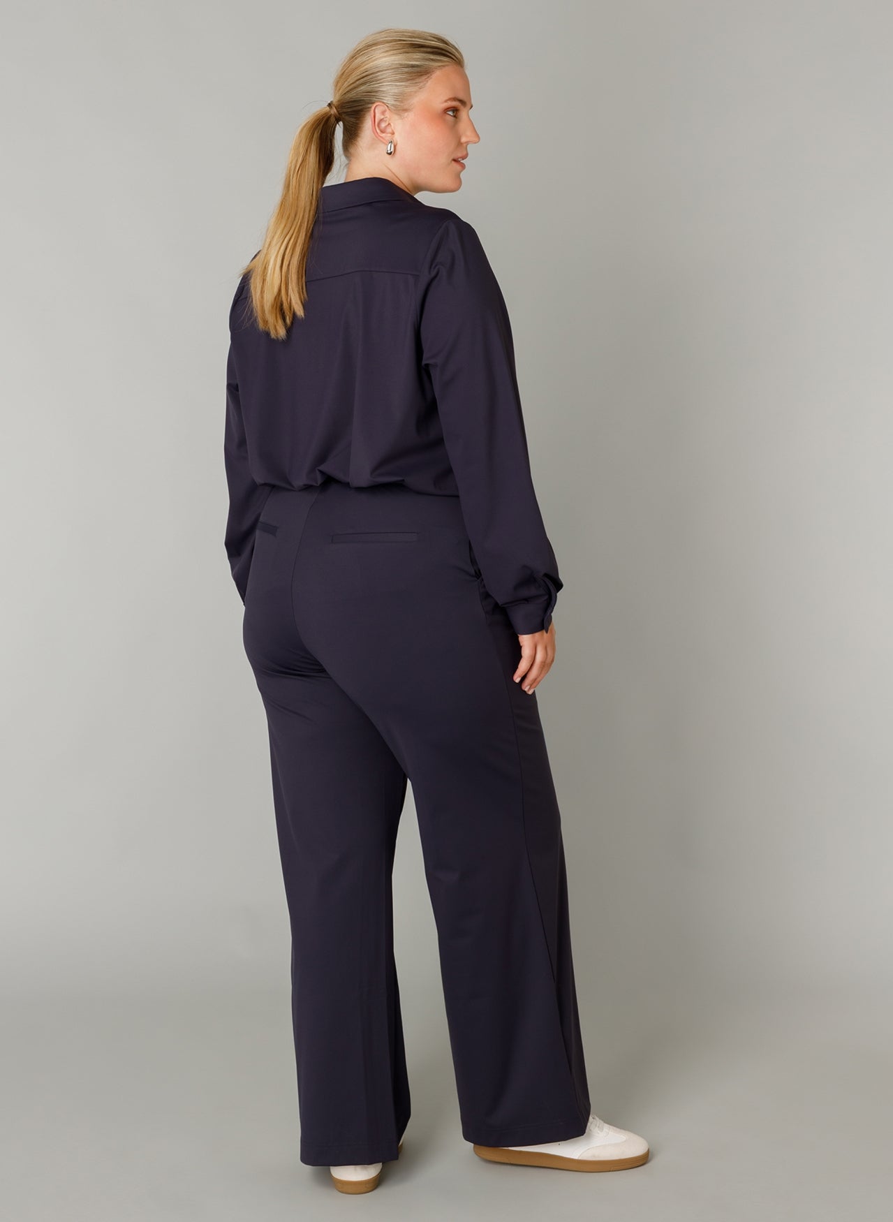 Robin Essential | Dunkelblau