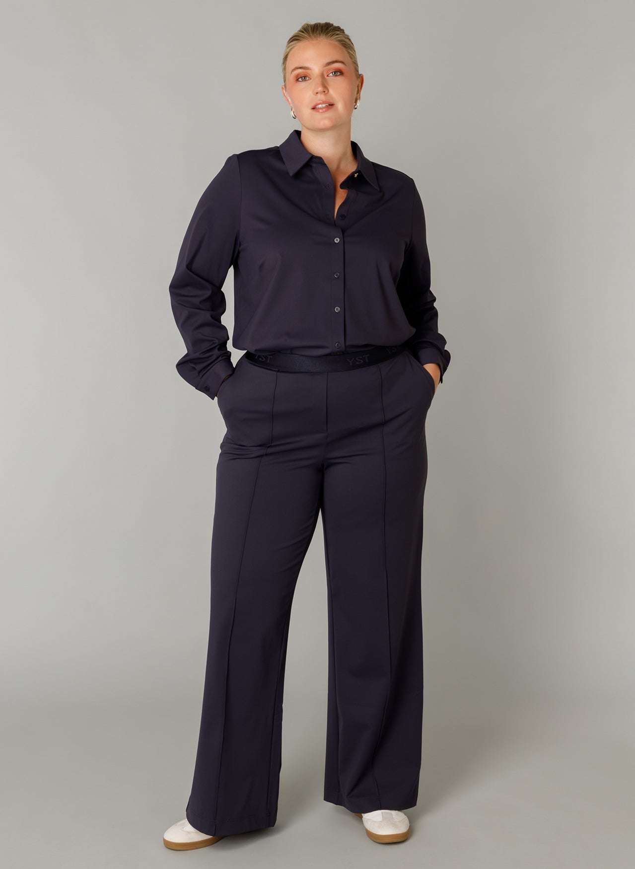 Robin Essential | Dunkelblau