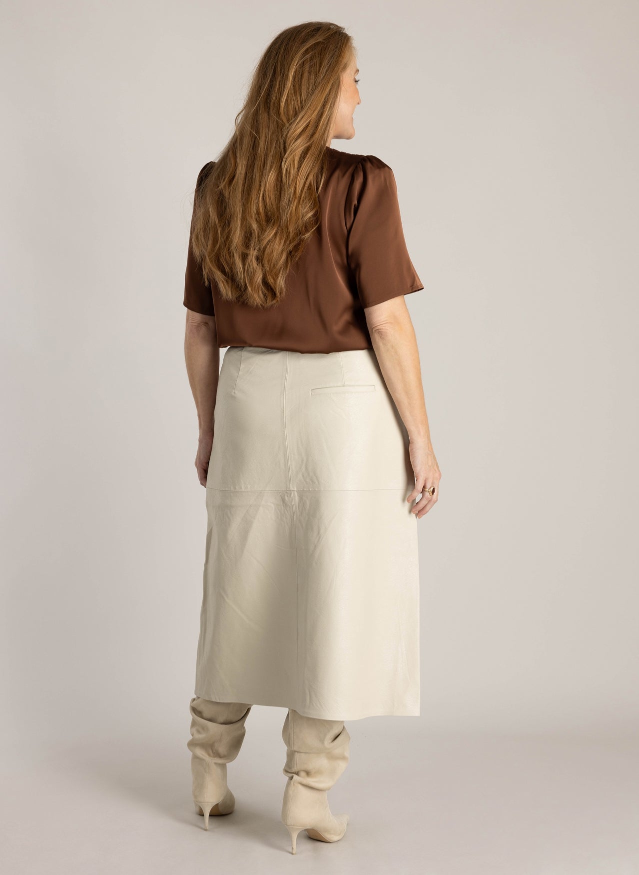 Tjitske Essential | Copper Brown