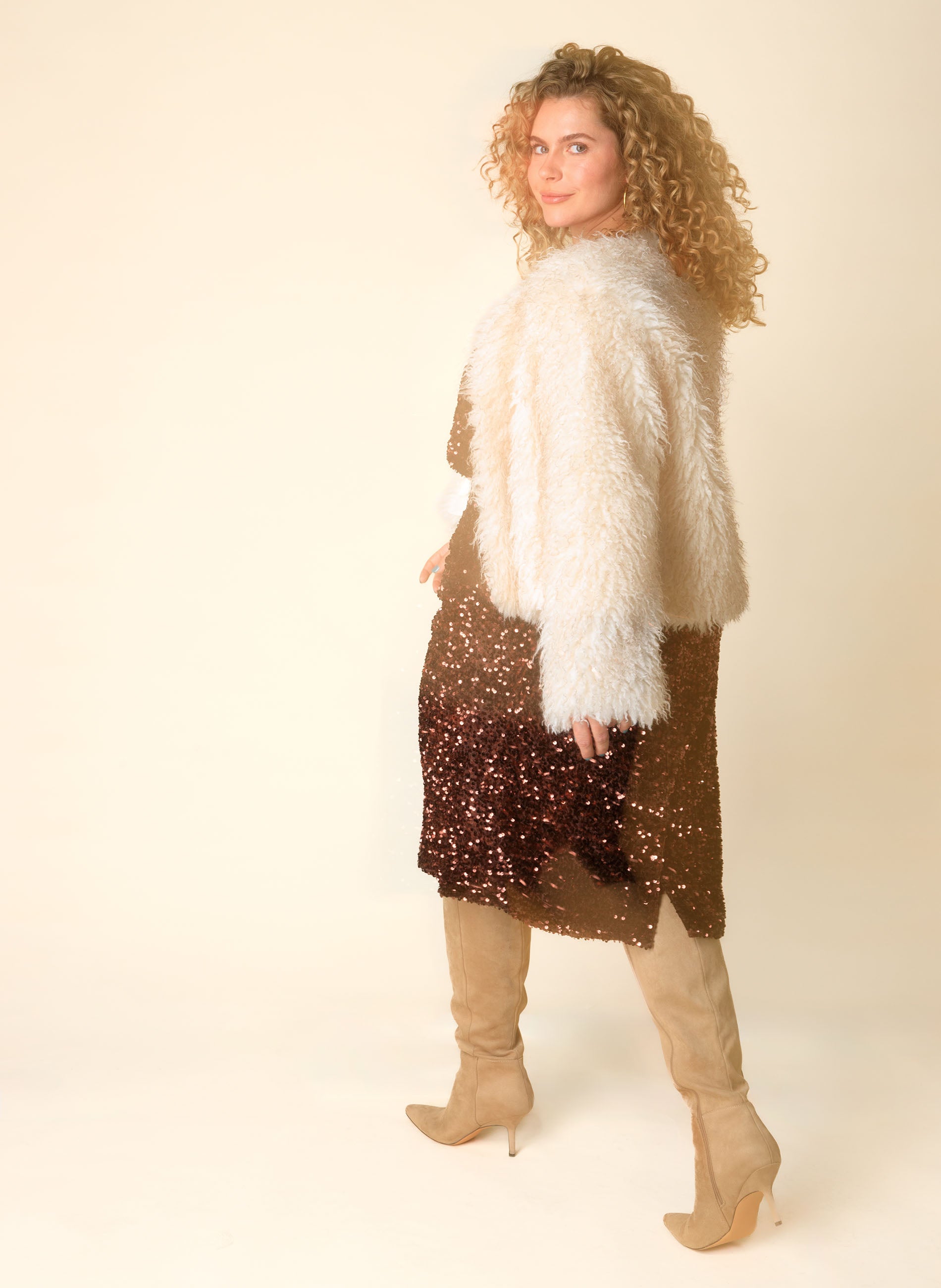 Thirza Essential | Copper Brown